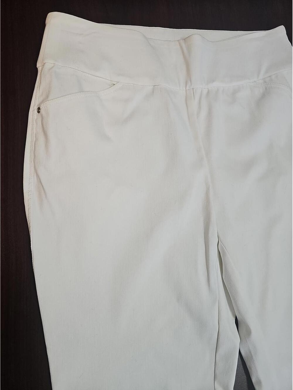 Charlie B Pull On High Waist White Pants Size 2 Stretch Womens - Picture 3 of 8